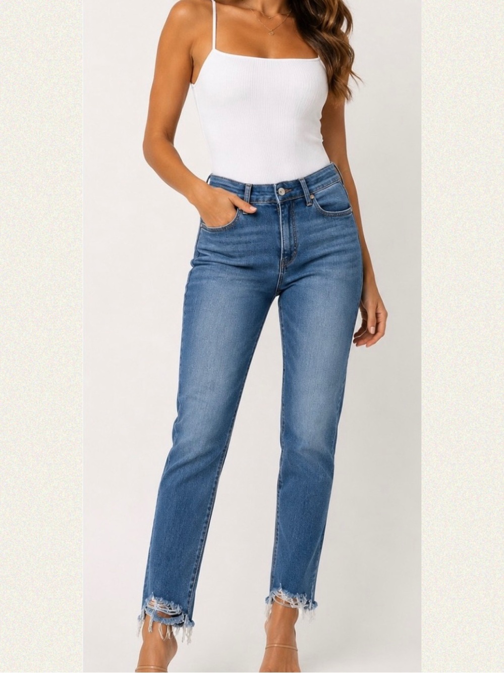 Sofia by Sofia Vergara Medium Blue High-Rise Straight Leg Crop Jeans